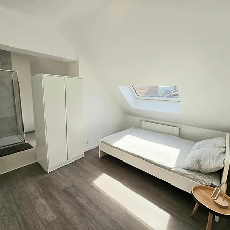 Spacieuse 1er Etage Gasthuis *